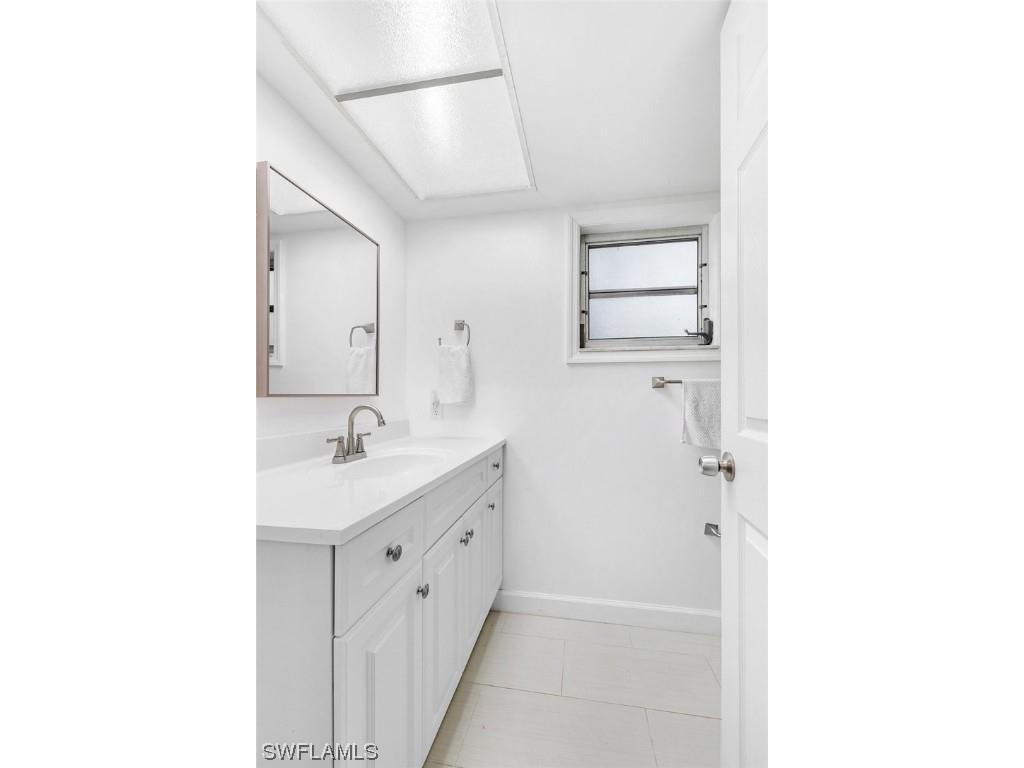 4688 Pembrooke Lane Bonita Springs FL 34134 223040631 image18