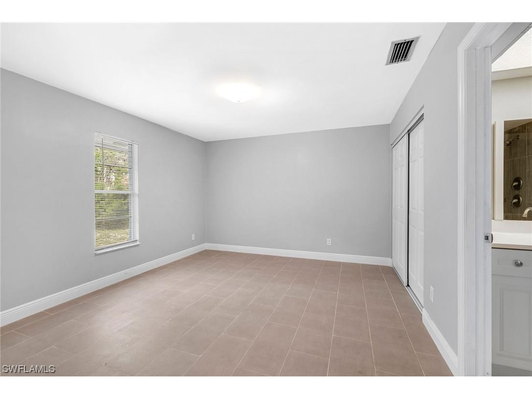 4688 Pembrooke Lane Bonita Springs FL 34134 223040631 image20