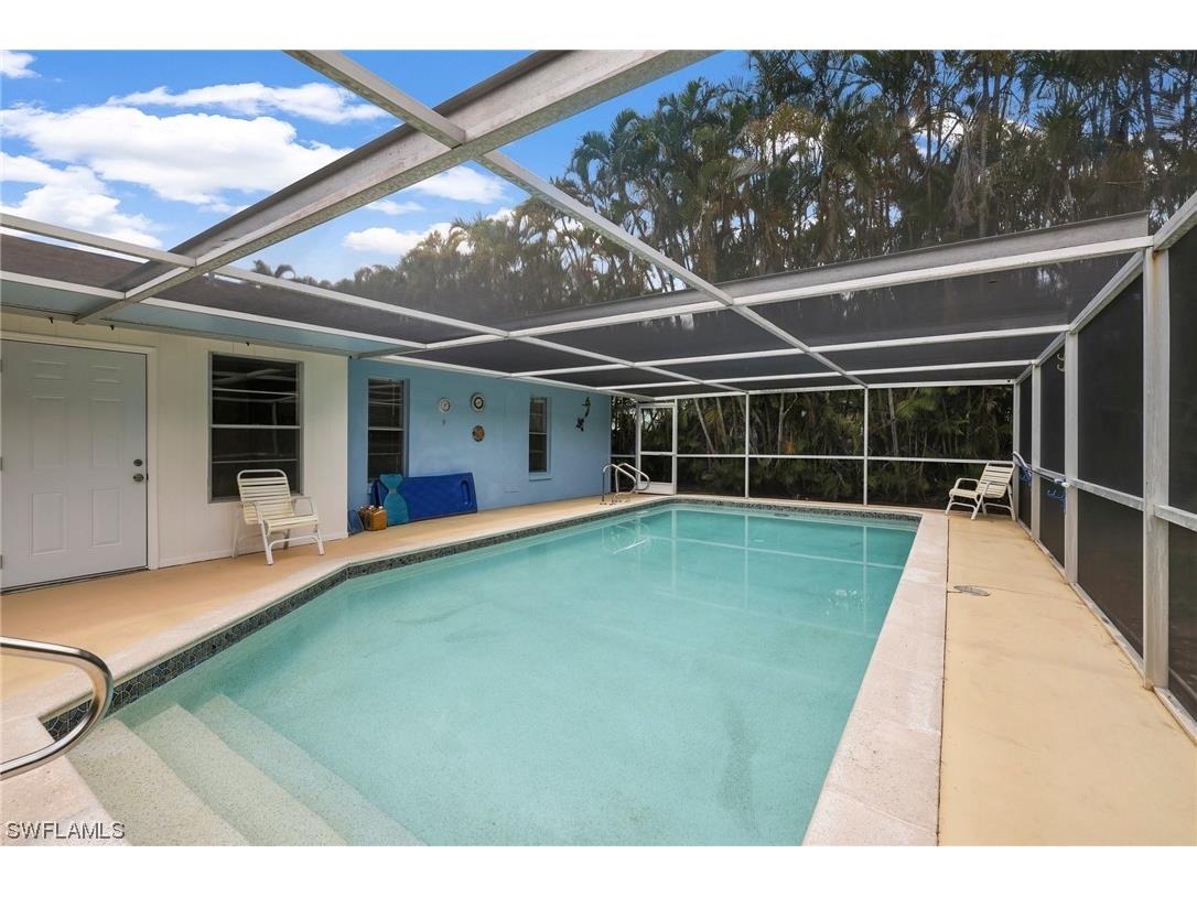 4688 Pembrooke Lane Bonita Springs FL 34134 223040631 image3