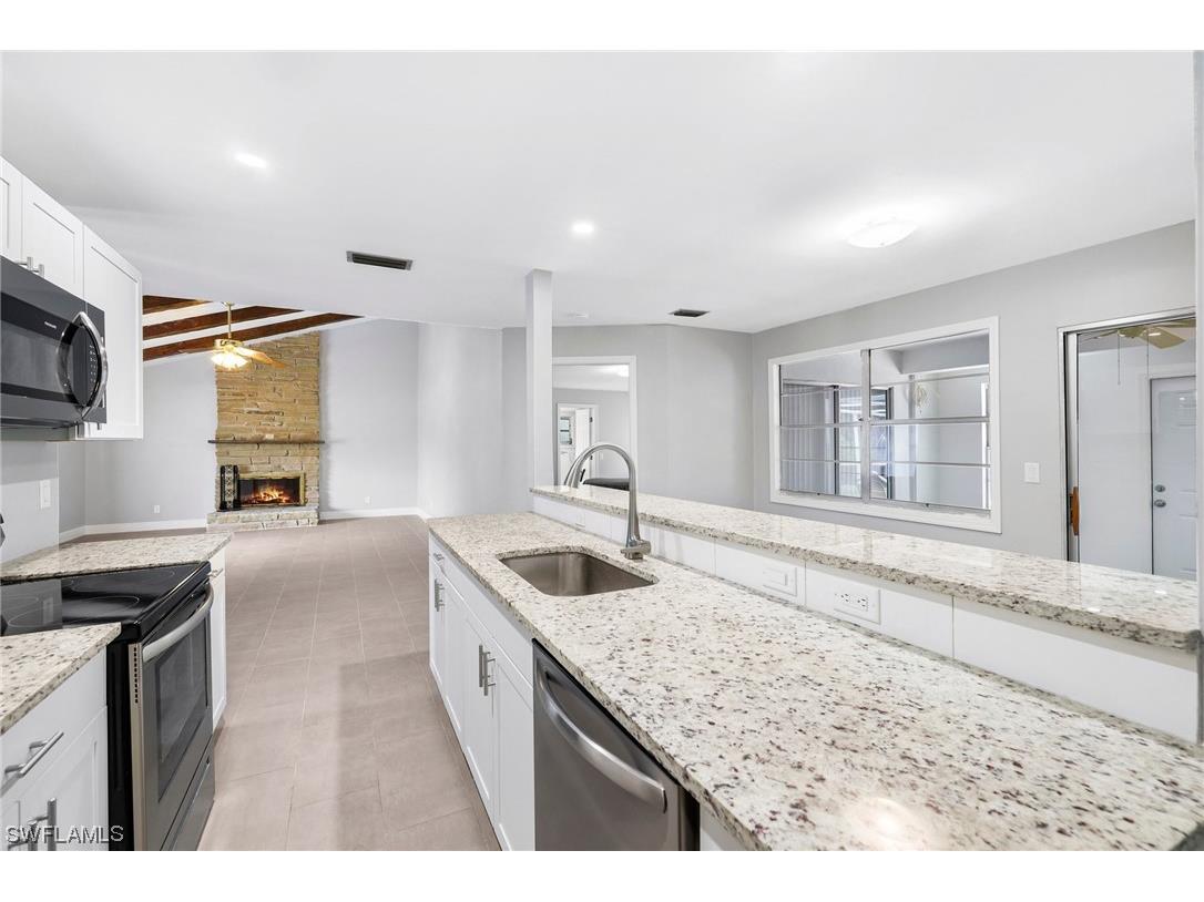 4688 Pembrooke Lane Bonita Springs FL 34134 223040631 image9