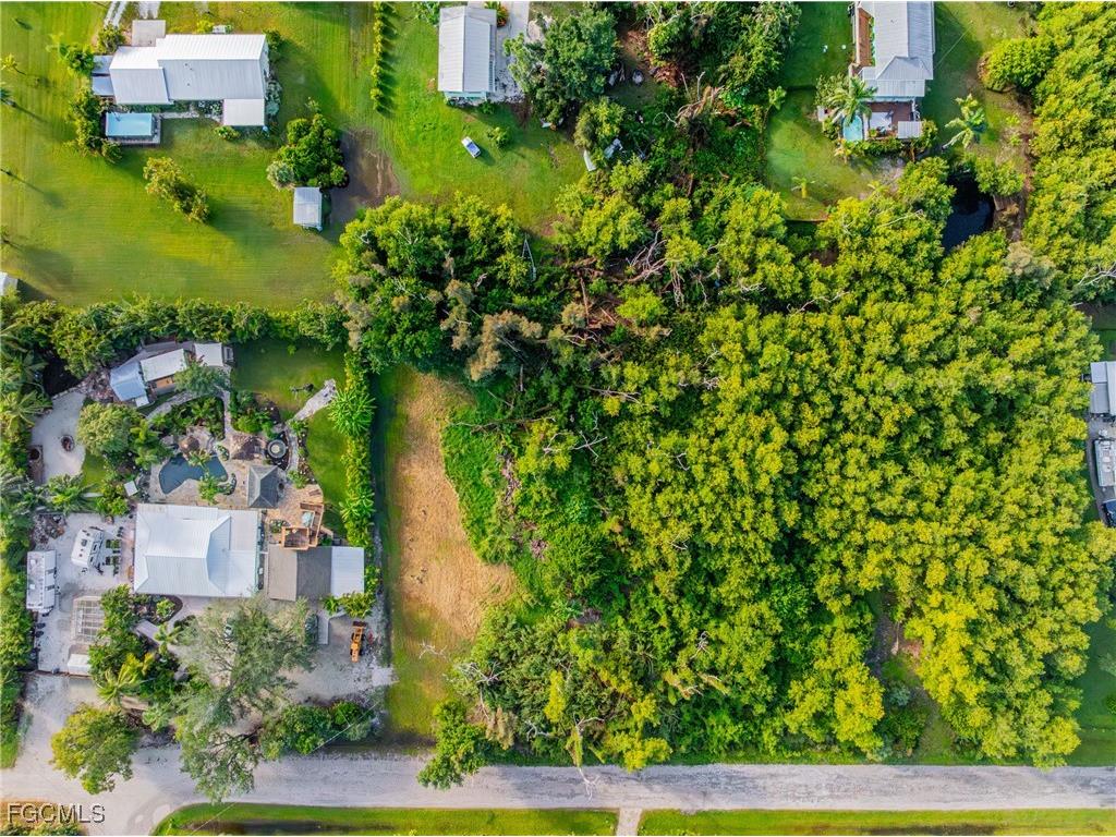 4689 Woodstock Road Saint James City FL 33956 2025017753 image18