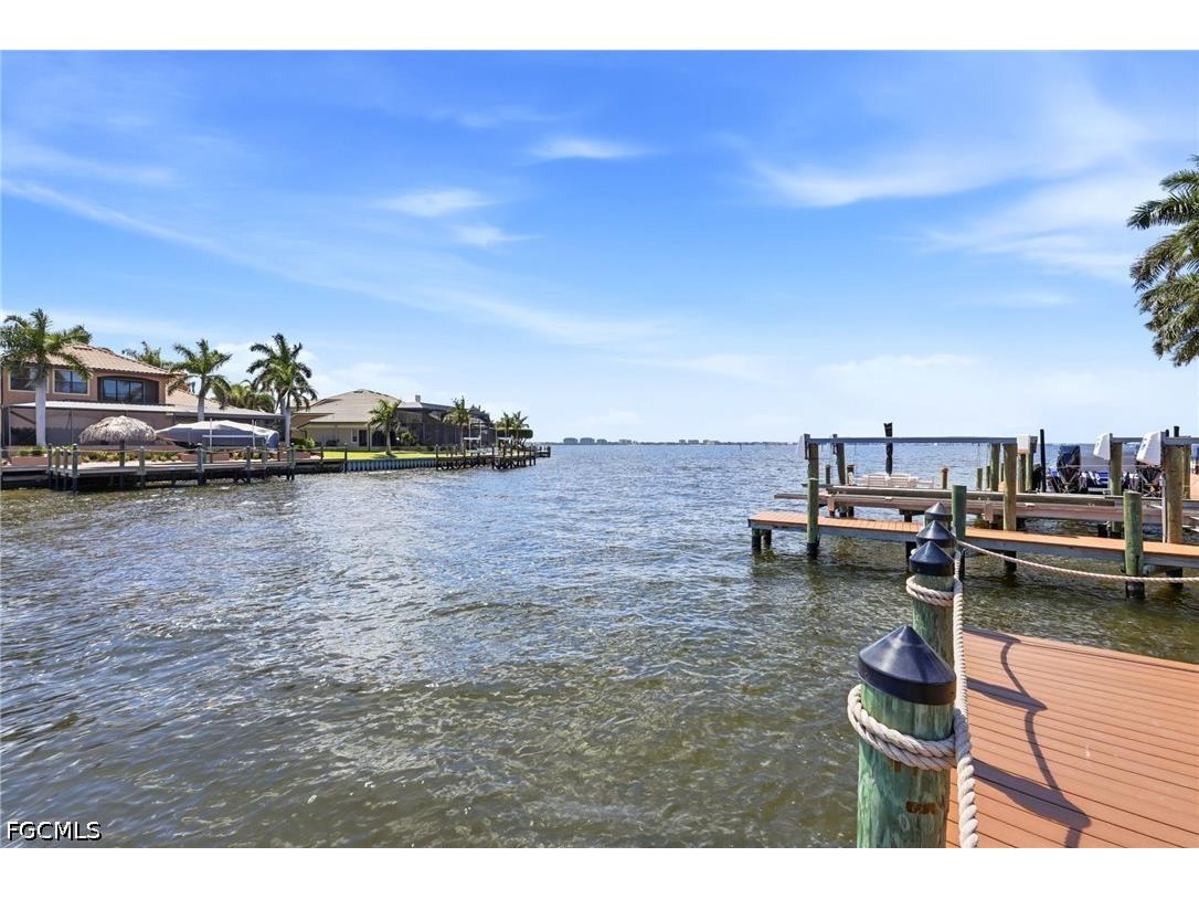 469 Bayshore Drive Cape Coral FL 33904 2026021098 image26