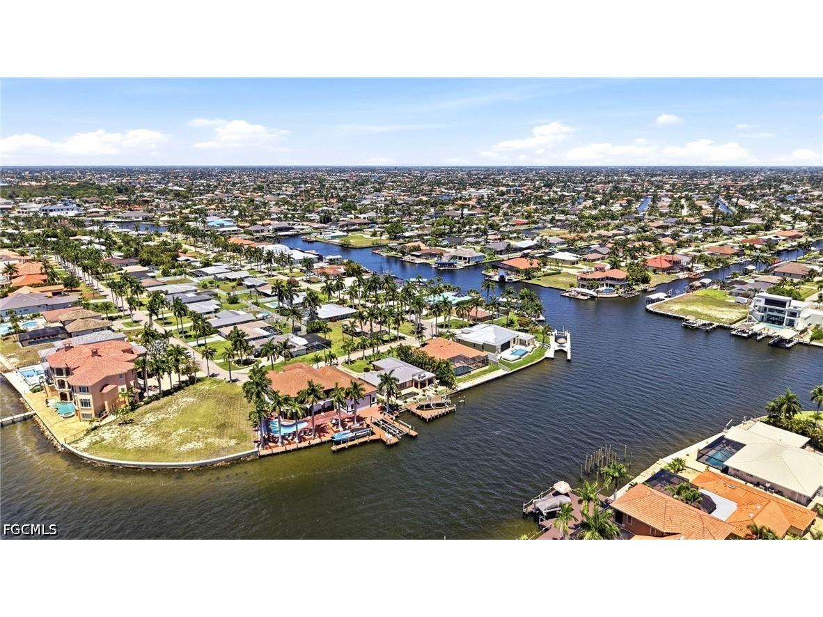 469 Bayshore Drive Cape Coral FL 33904 2026021098 image37