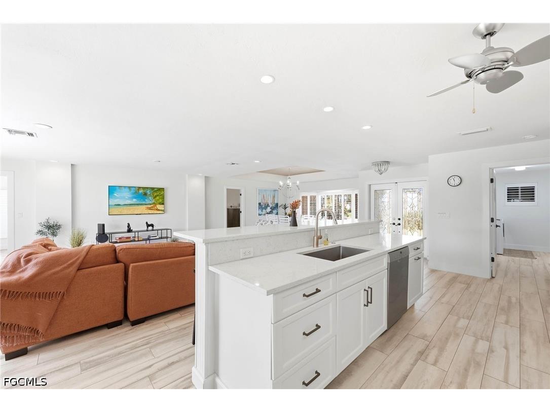 469 Bayshore Drive Cape Coral FL 33904 2026021098 image5