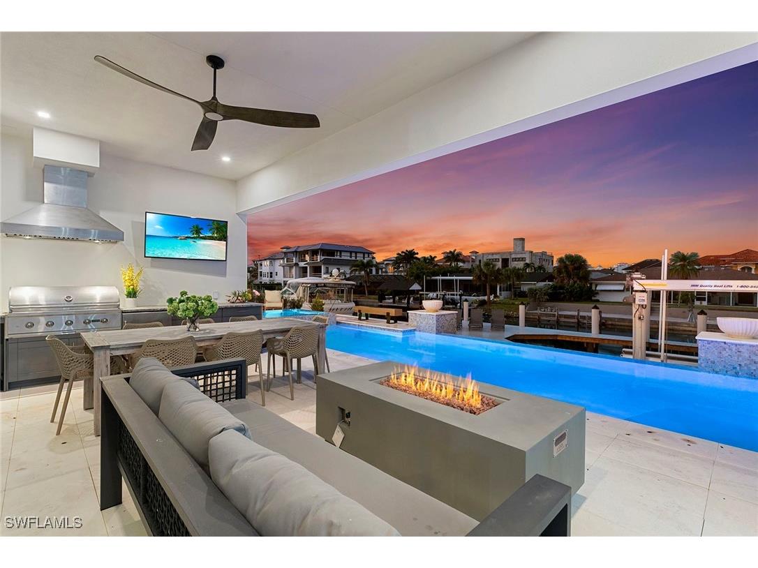 469 Germain Avenue Naples FL 34108 225078087 image1