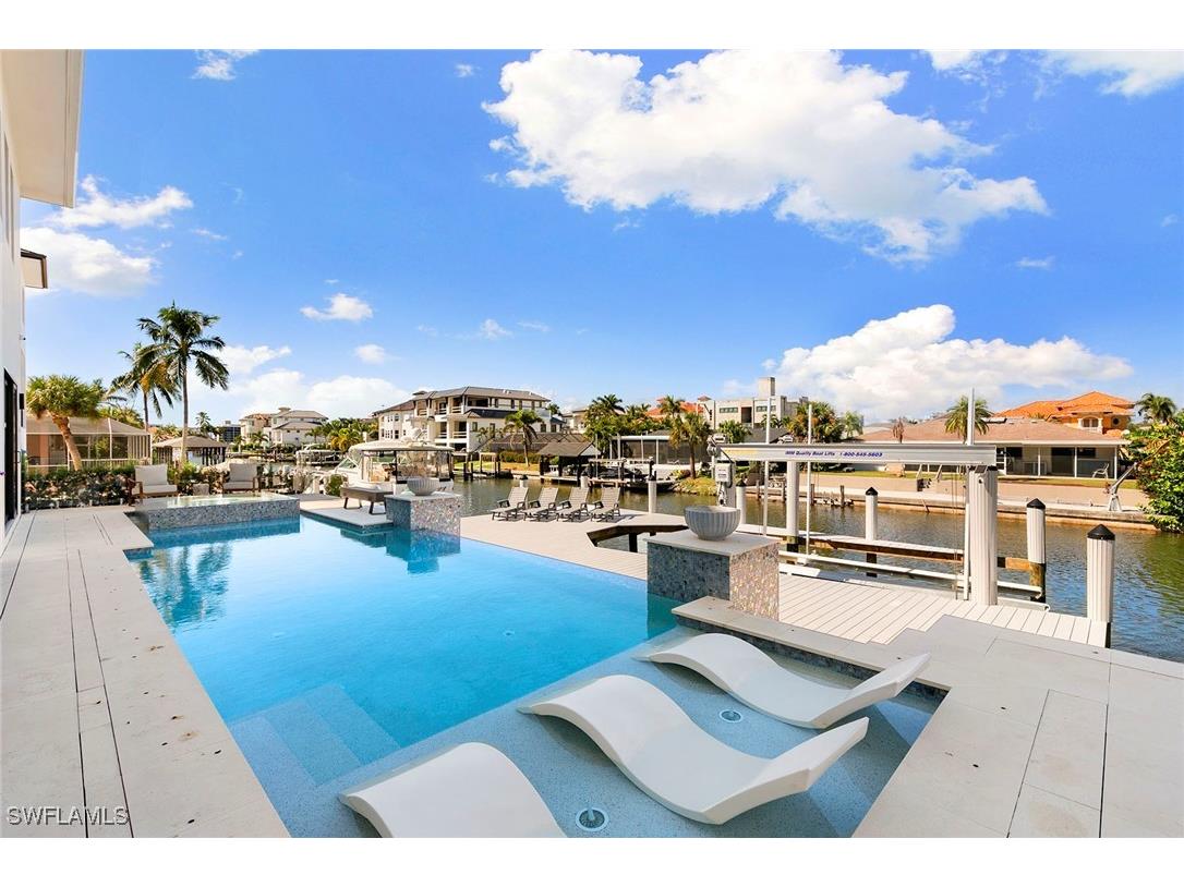 469 Germain Avenue Naples FL 34108 225078087 image10