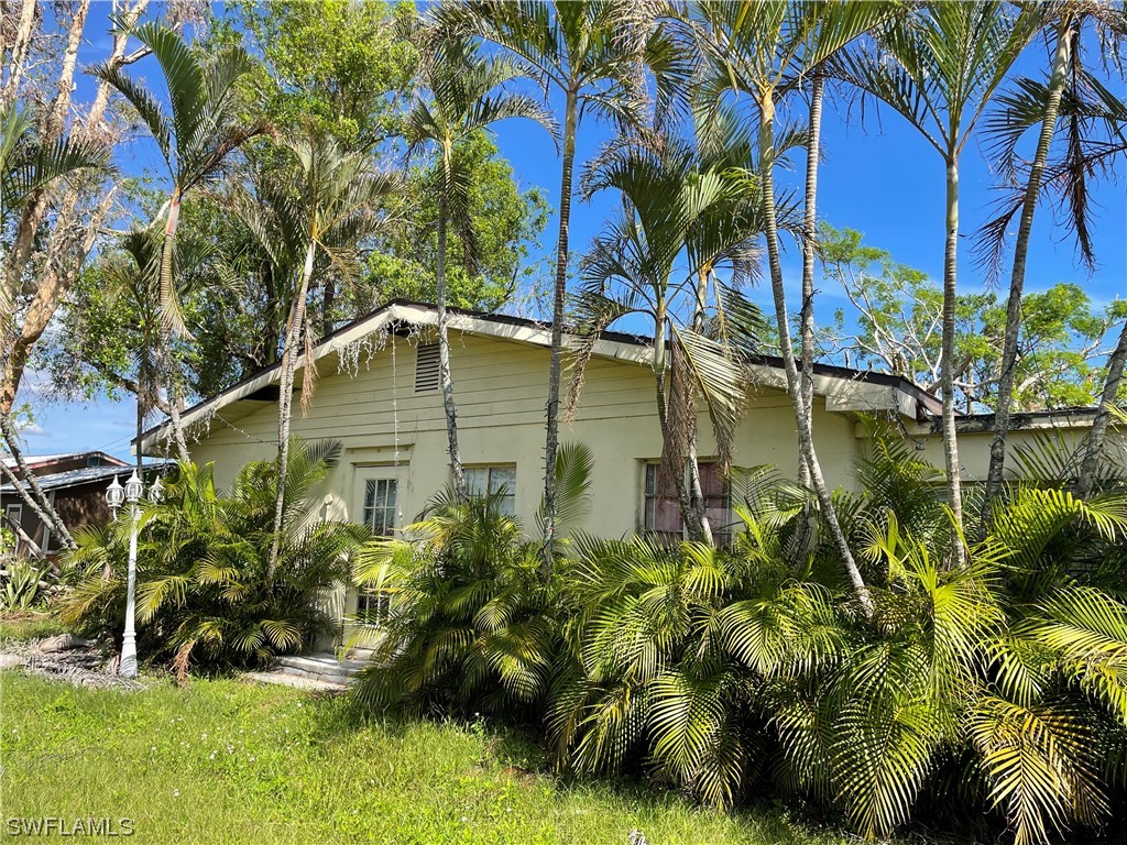 469 Mississippi Avenue Fort Myers FL 33905 223013953 image1