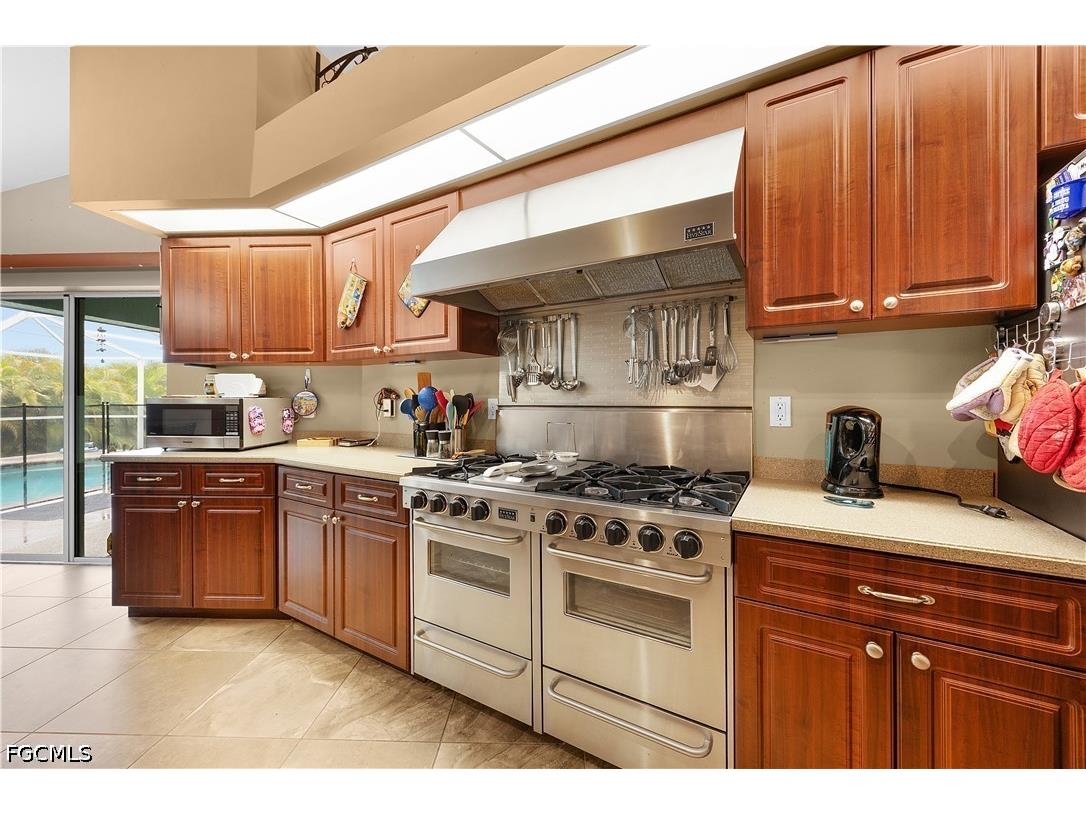 469 NE 1st Place Cape Coral FL 33909 2026024206 image11