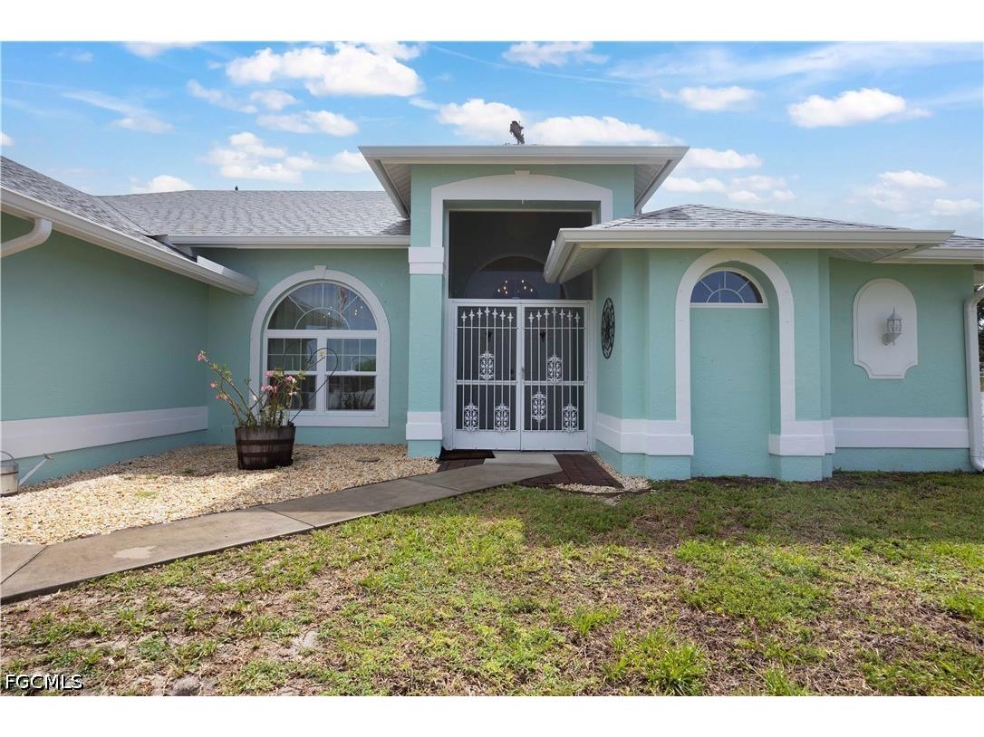 469 NE 1st Place Cape Coral FL 33909 2026024206 image2