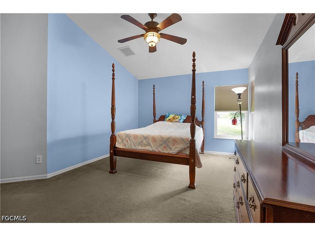 469 NE 1st Place Cape Coral FL 33909 2026024206 image29