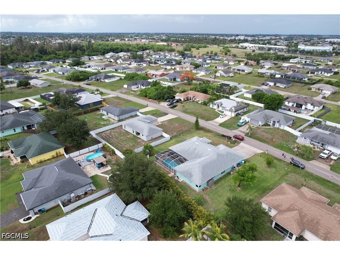 469 NE 1st Place Cape Coral FL 33909 2026024206 image39