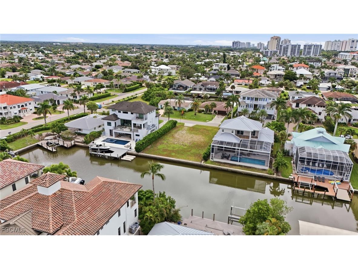 469 Trade Winds Avenue Naples FL 34108 2025017116 image19