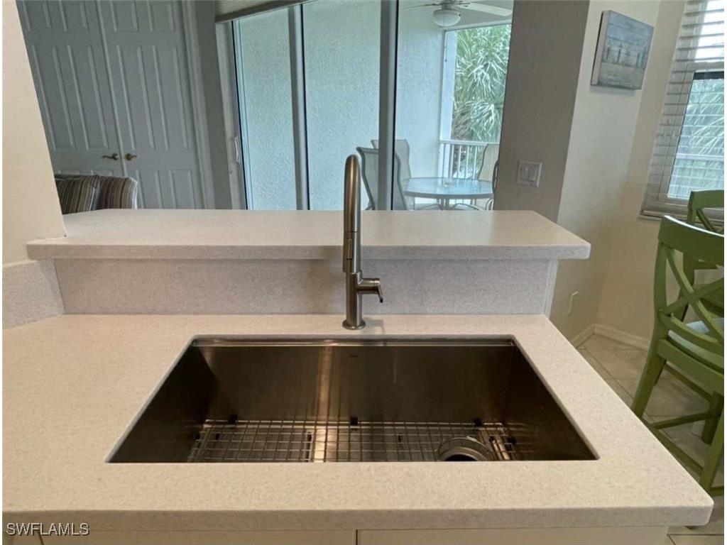 4690 Hawks Nest Way #E-204 Naples FL 34114 225070061 image1