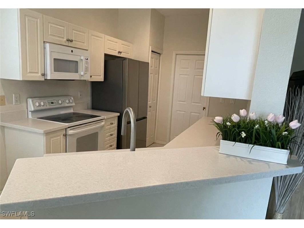 4690 Hawks Nest Way #E-204 Naples FL 34114 225070061 image2