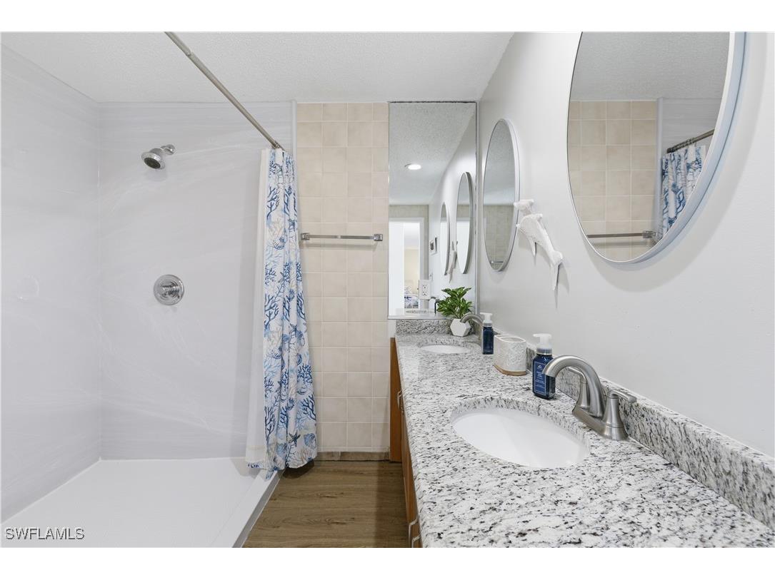 4690 Parrot Avenue Naples FL 34104 225084903 image21