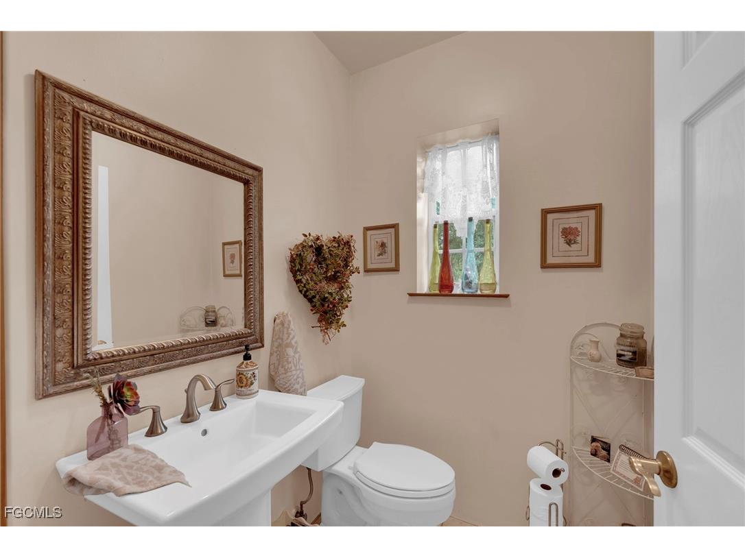 4691 Long Lake Drive Fort Myers FL 33905 2025007339 image18