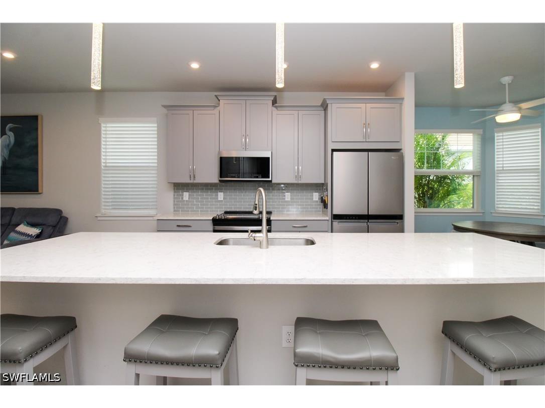 4692 Arboretum Circle #102 Naples FL 34112 226023004 image1
