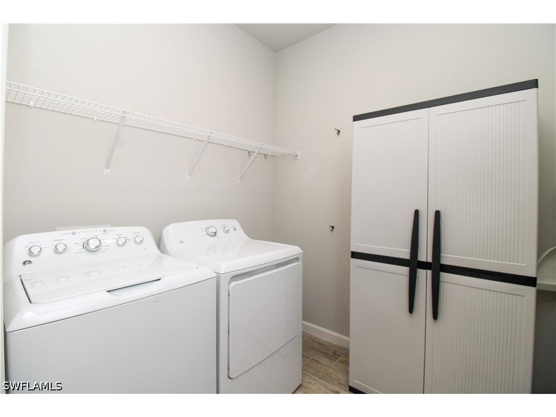 4692 Arboretum Circle #102 Naples FL 34112 226023004 image16