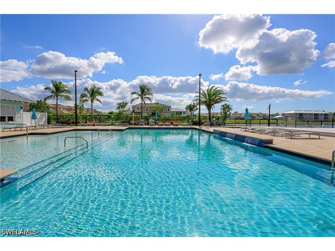 4692 Arboretum Circle #102 Naples FL 34112 226023004 image38