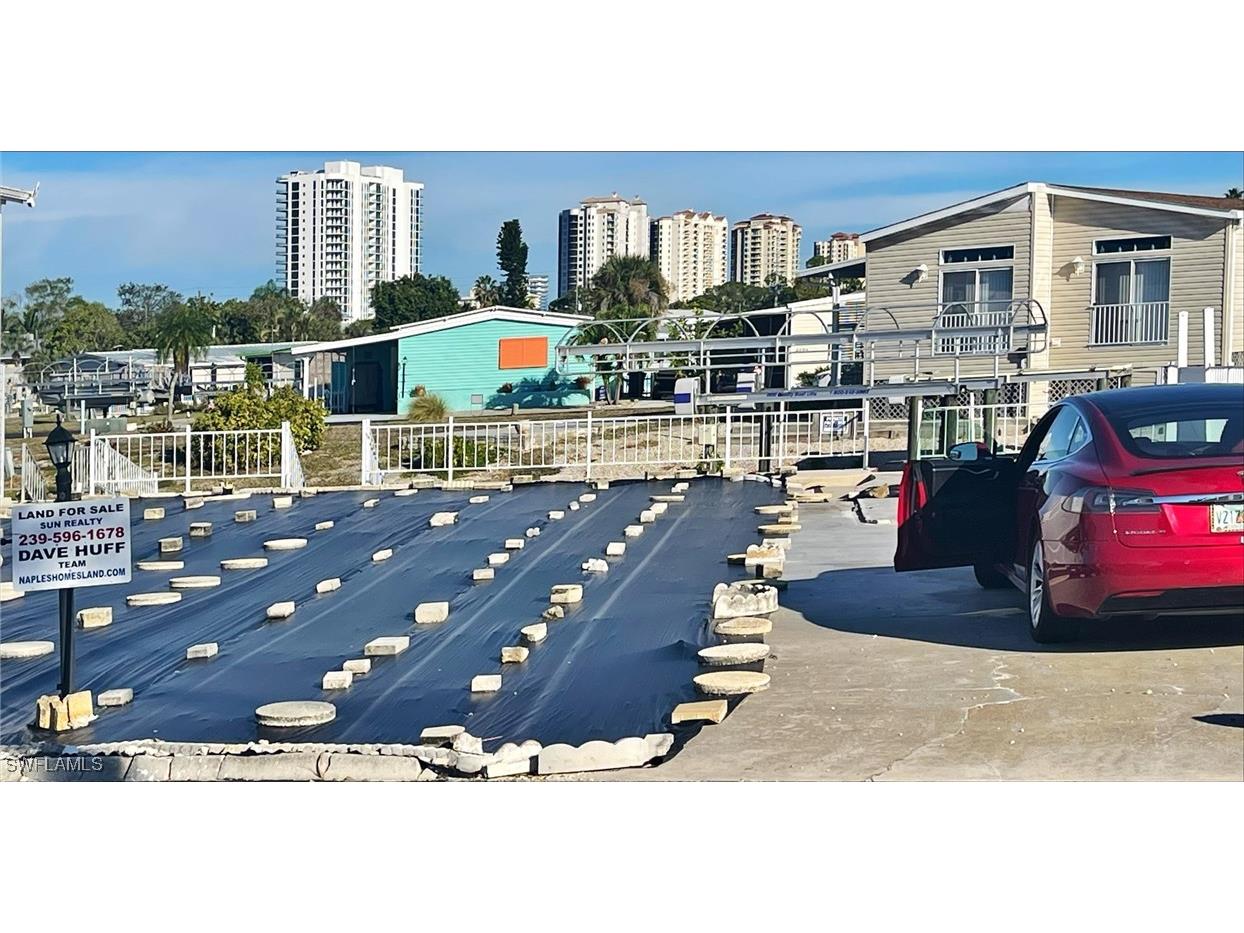 4692 Mai Kai Lane Bonita Springs FL 34134 225079629 image1