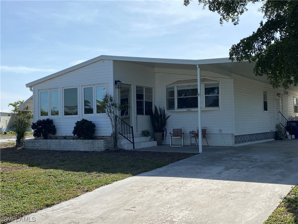 4693 Fiji Lane Bonita Springs FL 34134 224003470 image1