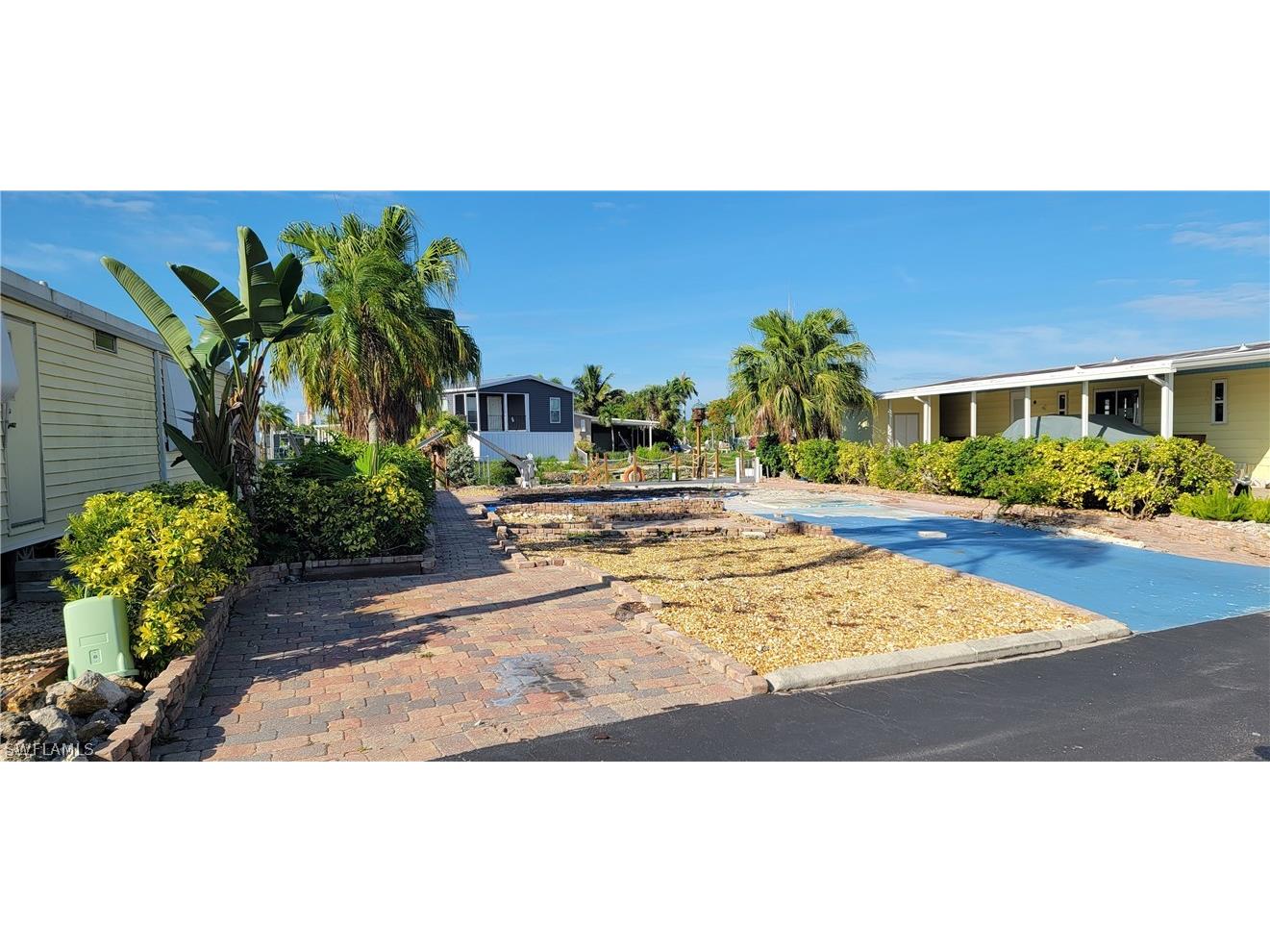 4693 Mai Kai Lane Bonita Springs FL 34134 224050385 image1
