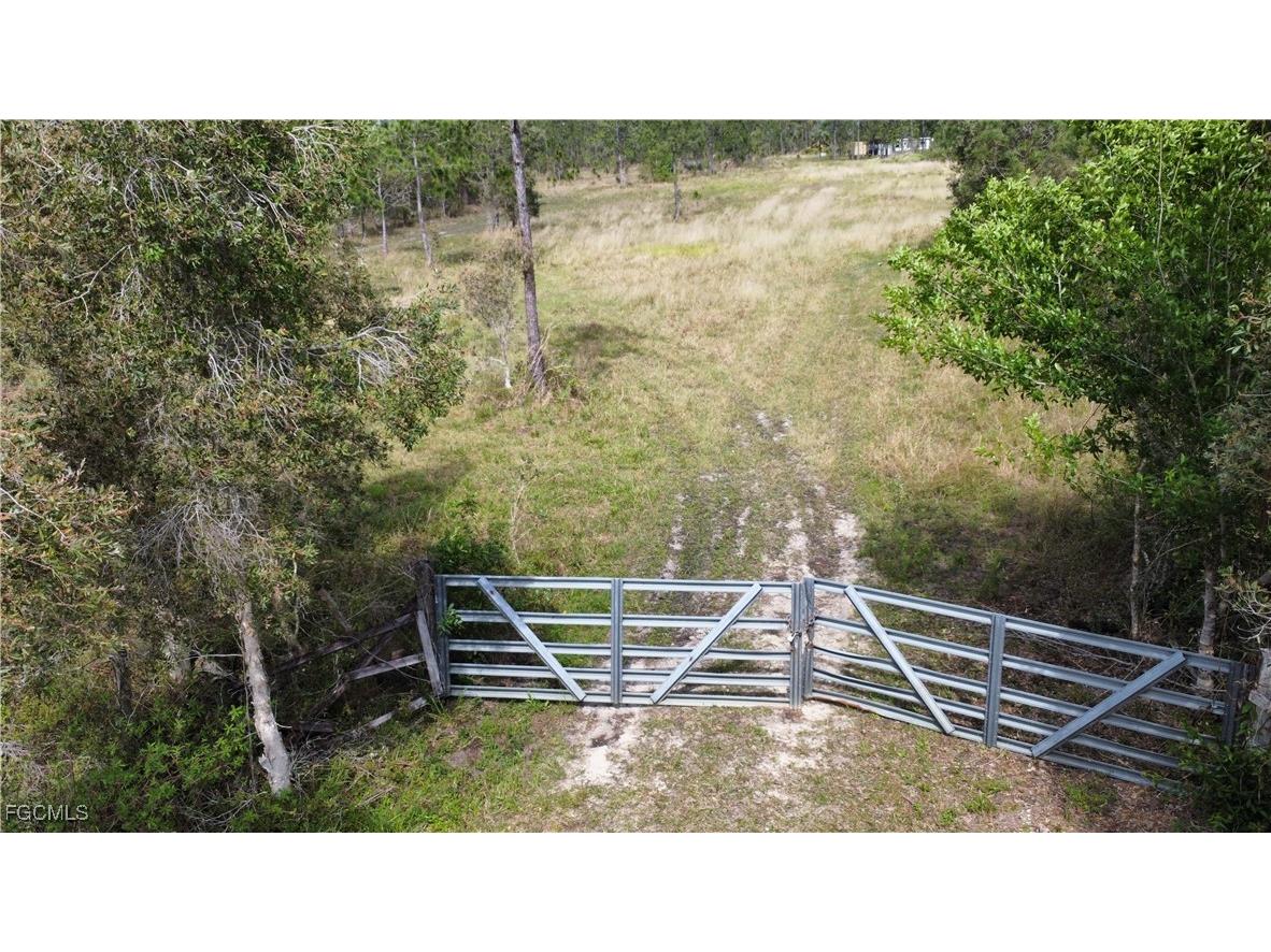 46930 Bermont Road Punta Gorda FL 33982 2025020958 image11