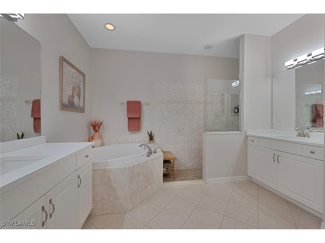 4695 Winged Foot Court #101 Naples FL 34112 225080279 image11