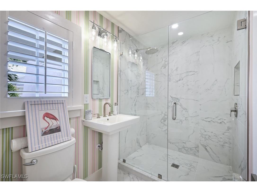 47 8th Avenue S Naples FL 34102 225082838 image16