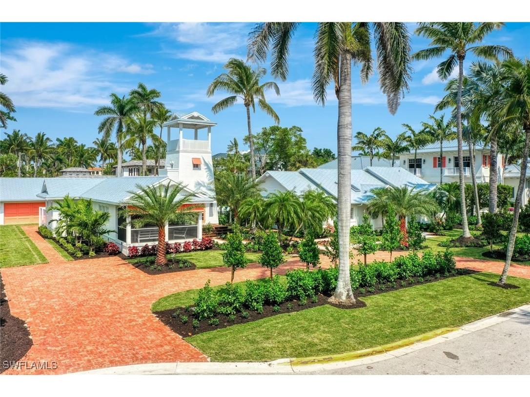 47 8th Avenue S Naples FL 34102 225082838 image2