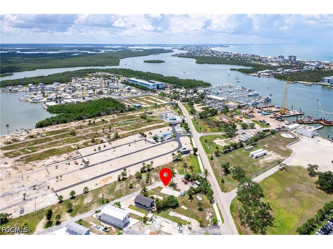 47 Oyster Bay Lane Fort Myers Beach FL 33931 2026028402 image3