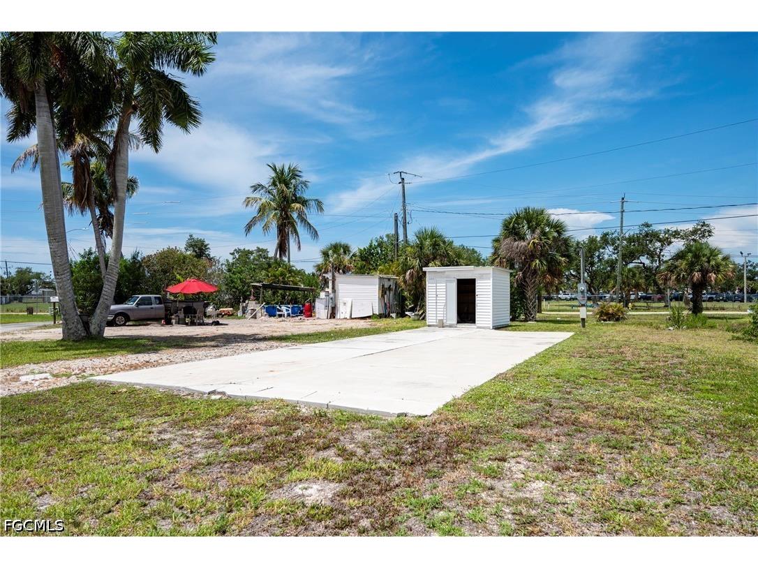 47 Oyster Bay Lane Fort Myers Beach FL 33931 2026028402 image6