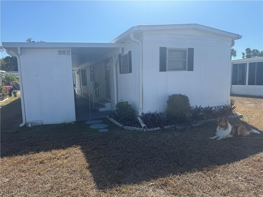 47 Poinsettia Drive Fort Myers FL 33905 2026006942 image3
