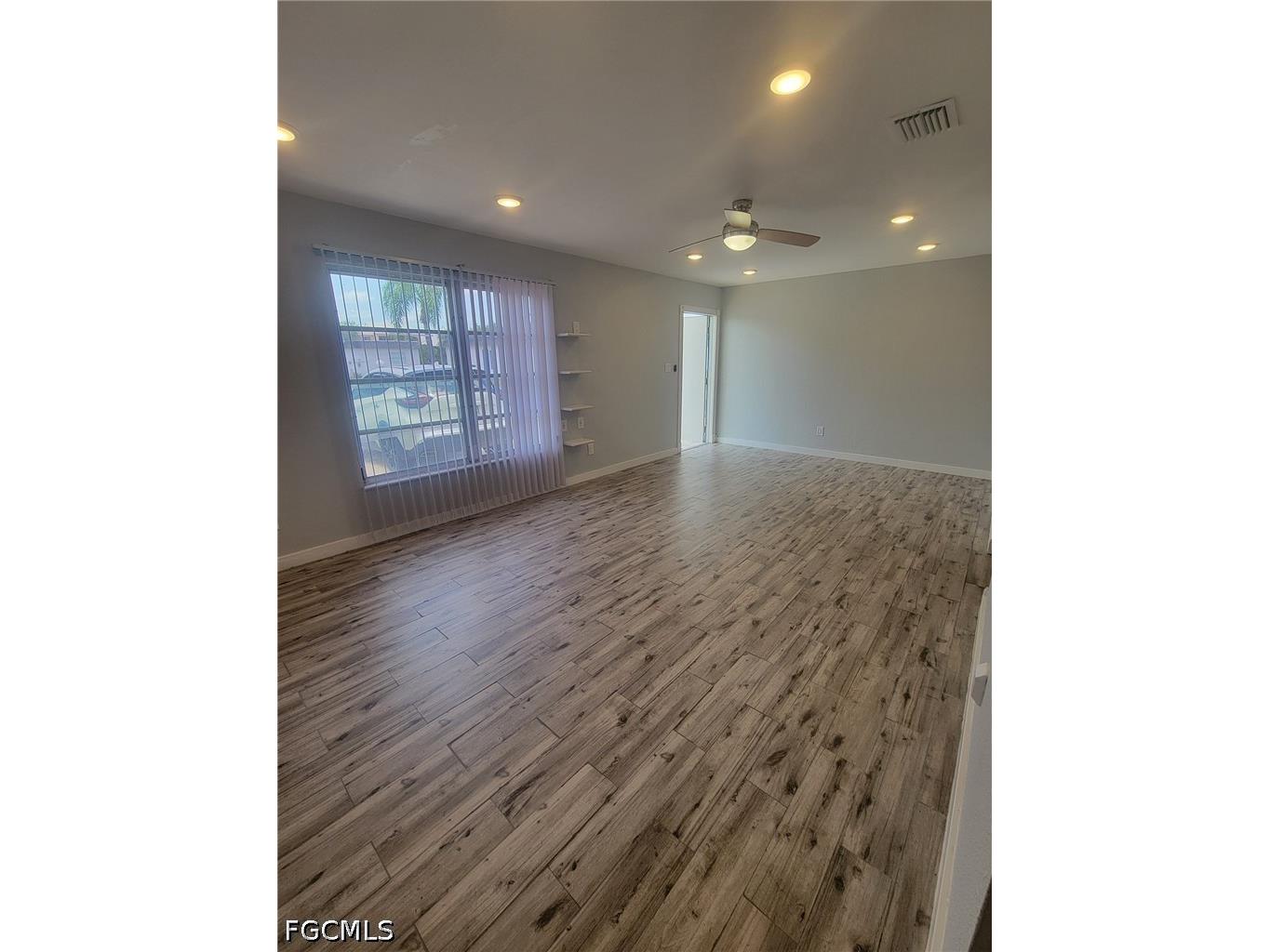 47 Tangelo Court Lehigh Acres FL 33936 2026014498 image4