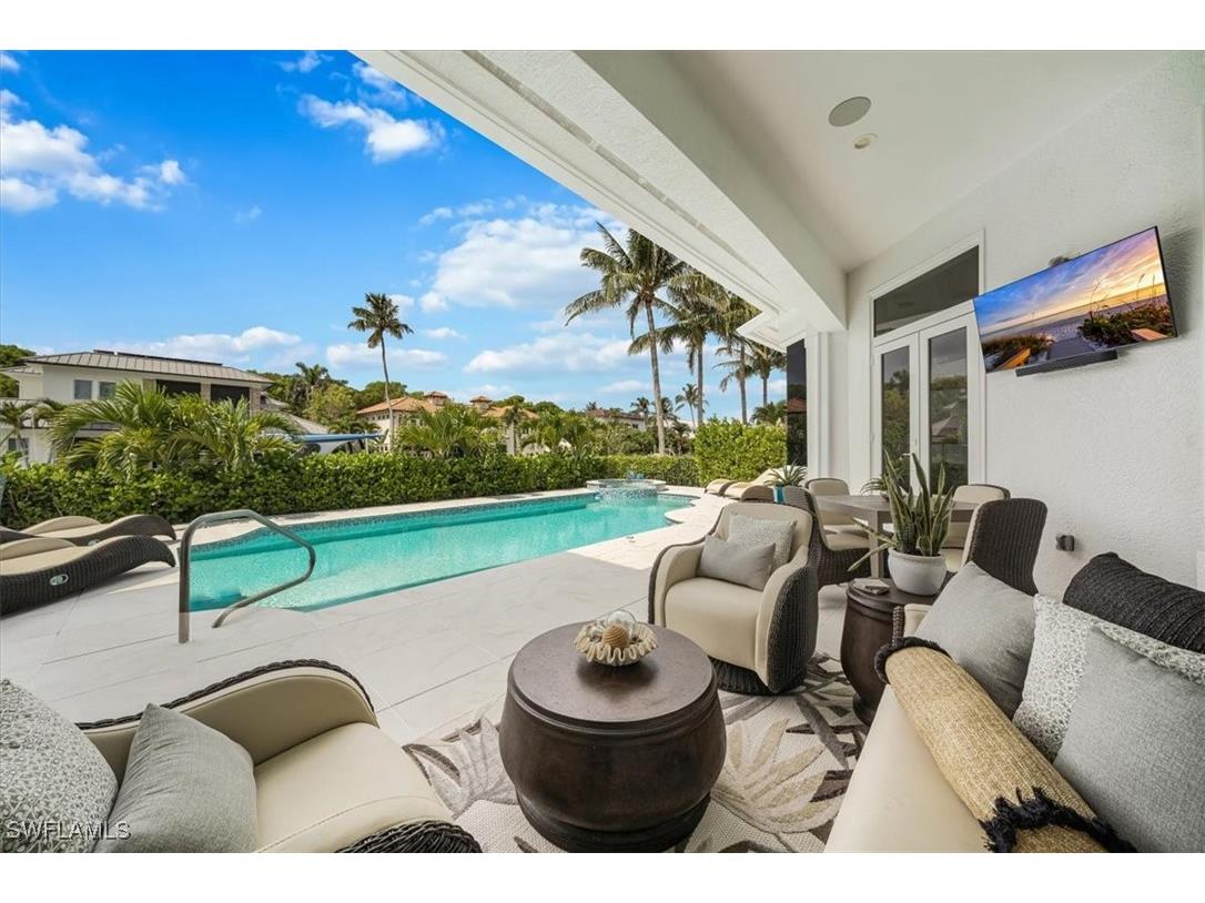 470 17th Avenue S Naples FL 34102 225077888 image9