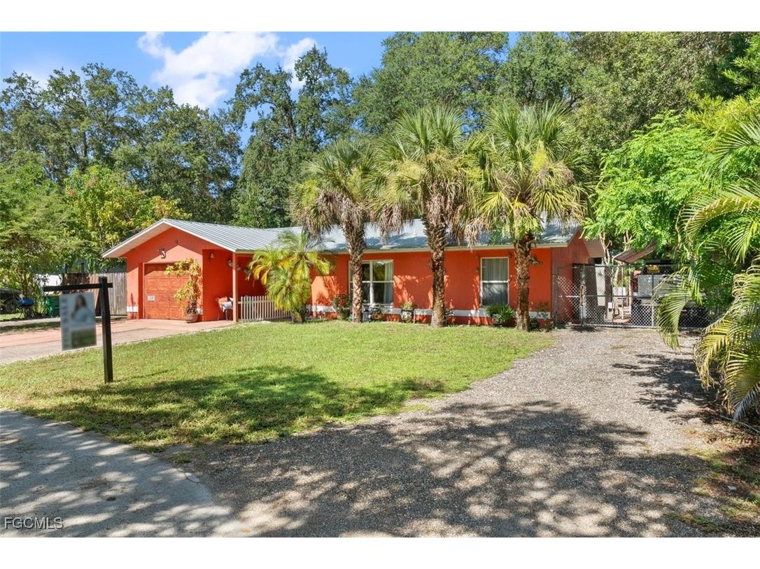 470 Kara Lynn Court Labelle FL 33935 2025002742 image1