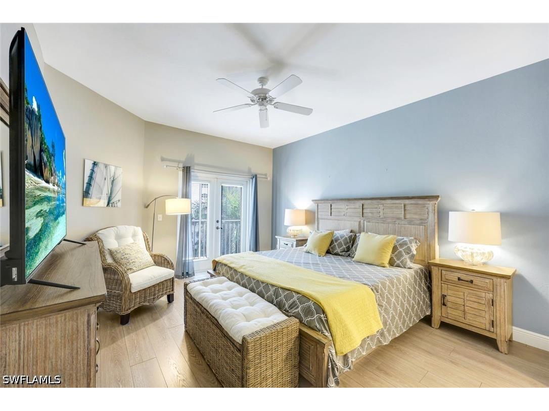 470 Launch Circle #403 Naples FL 34108 226018423 image12