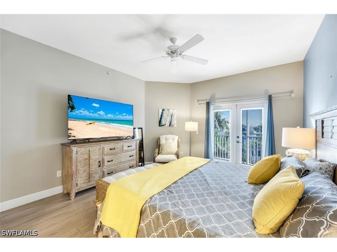 470 Launch Circle #403 Naples FL 34108 226018423 image13