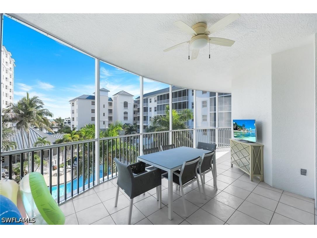 470 Launch Circle #403 Naples FL 34108 226018423 image19