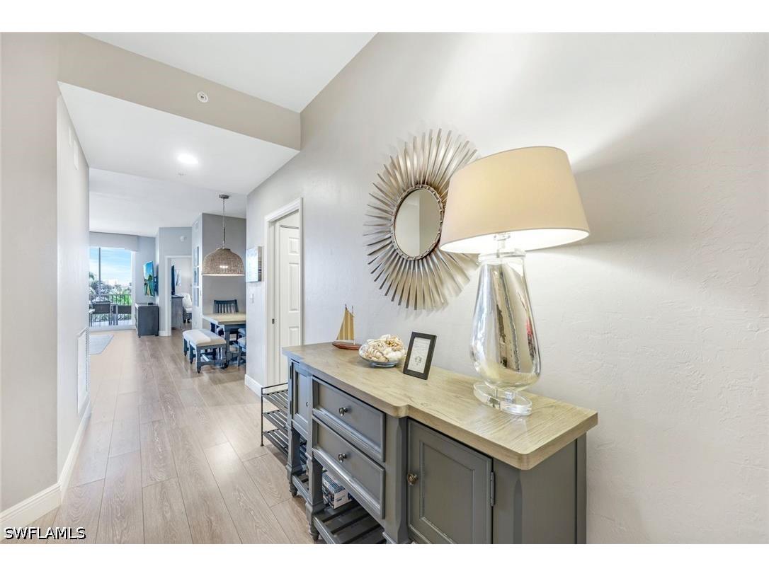 470 Launch Circle #403 Naples FL 34108 226018423 image3