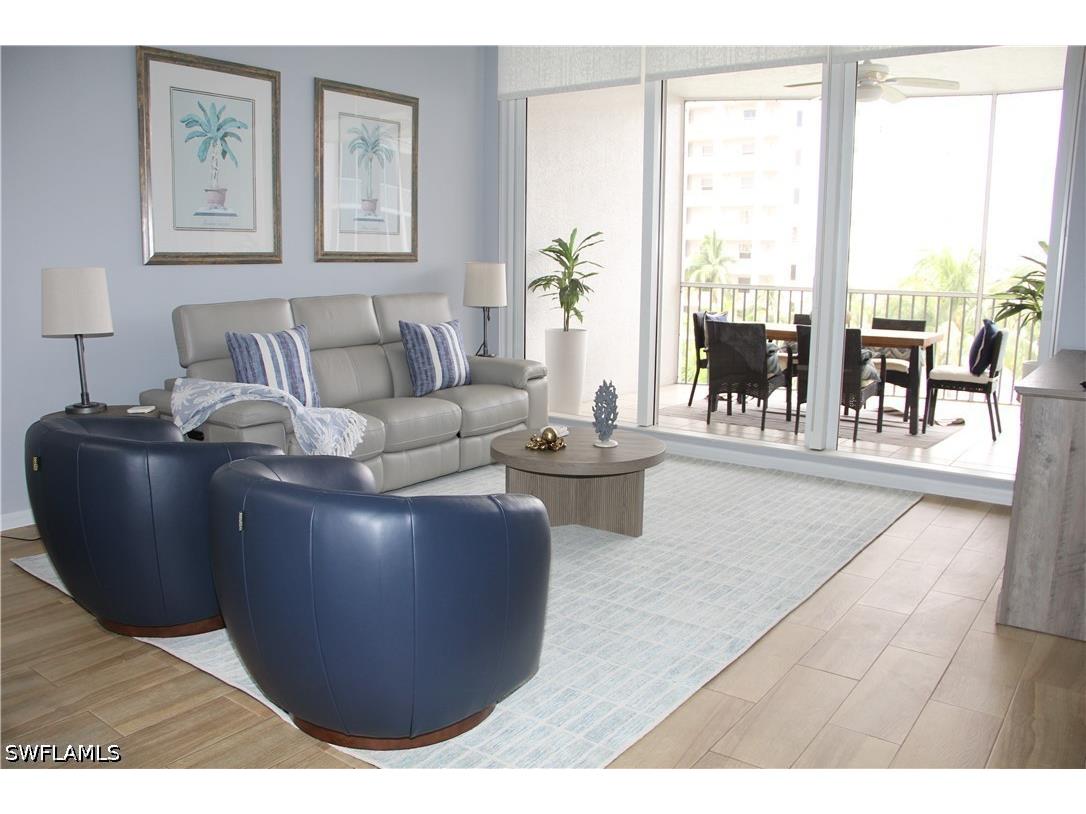 470 Launch Circle #503 Naples FL 34108 226025635 image2