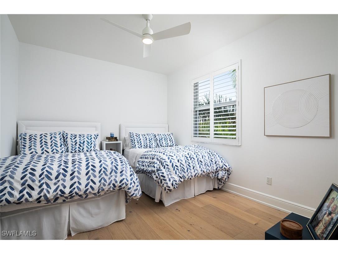 470 Launch Circle #V-401 Naples FL 34108 224064175 image15