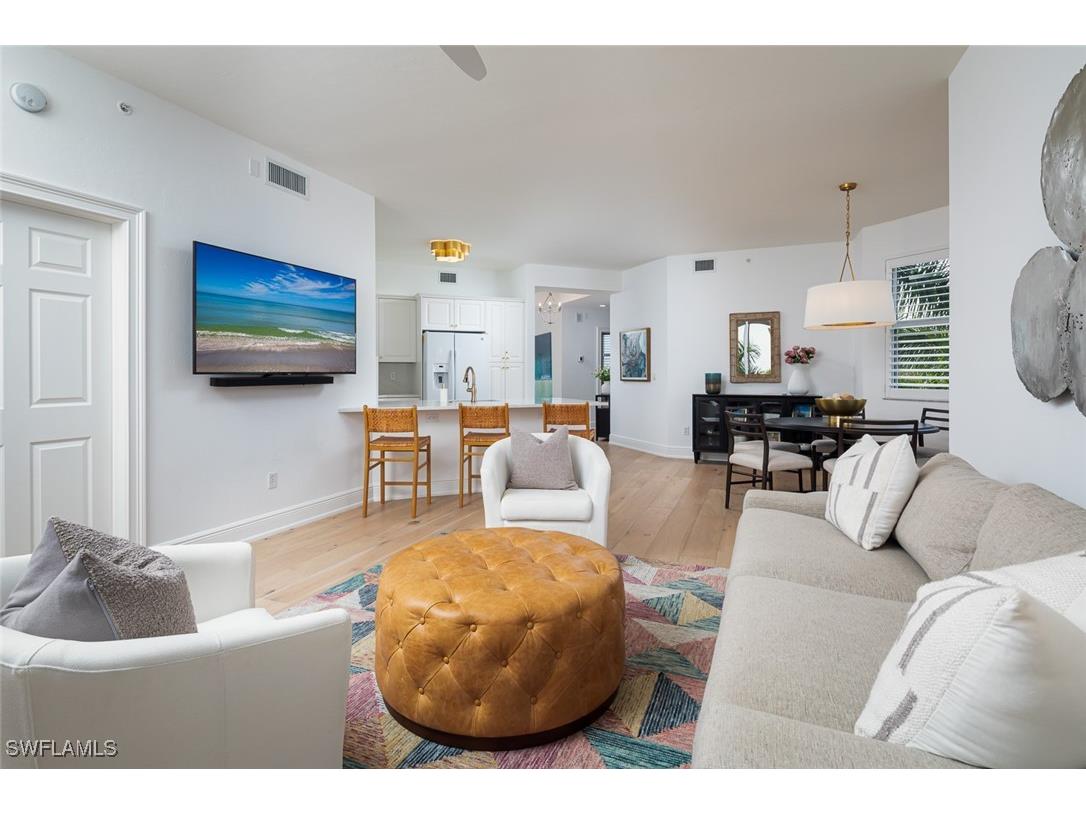 470 Launch Circle #V-401 Naples FL 34108 224064175 image5