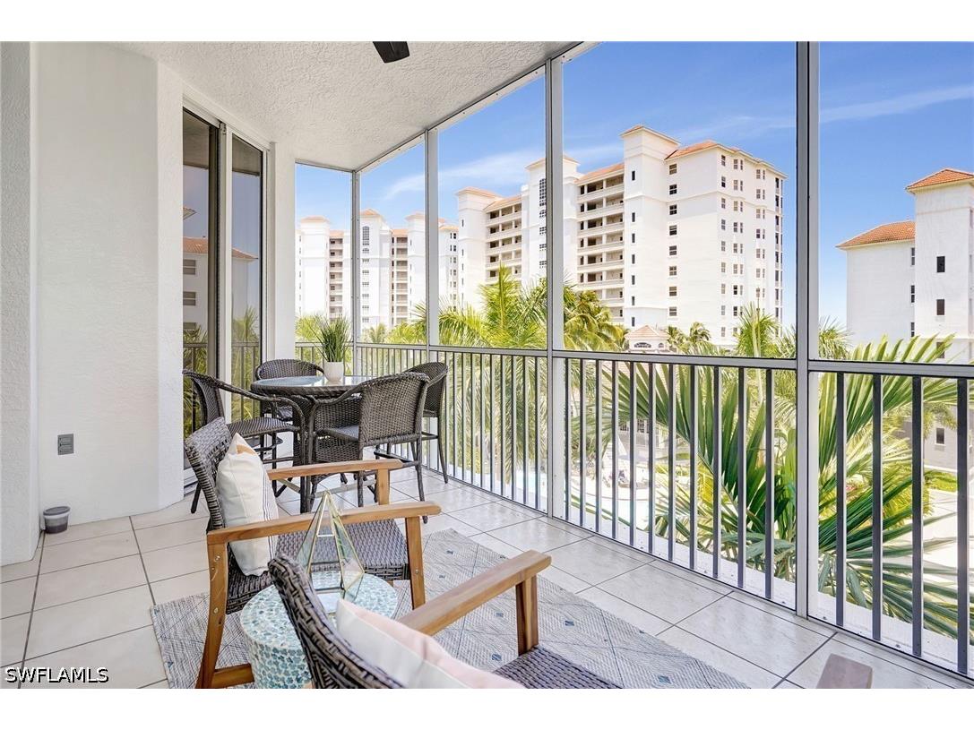 470 Launch Circle #V-405 Naples FL 34108 226018322 image30