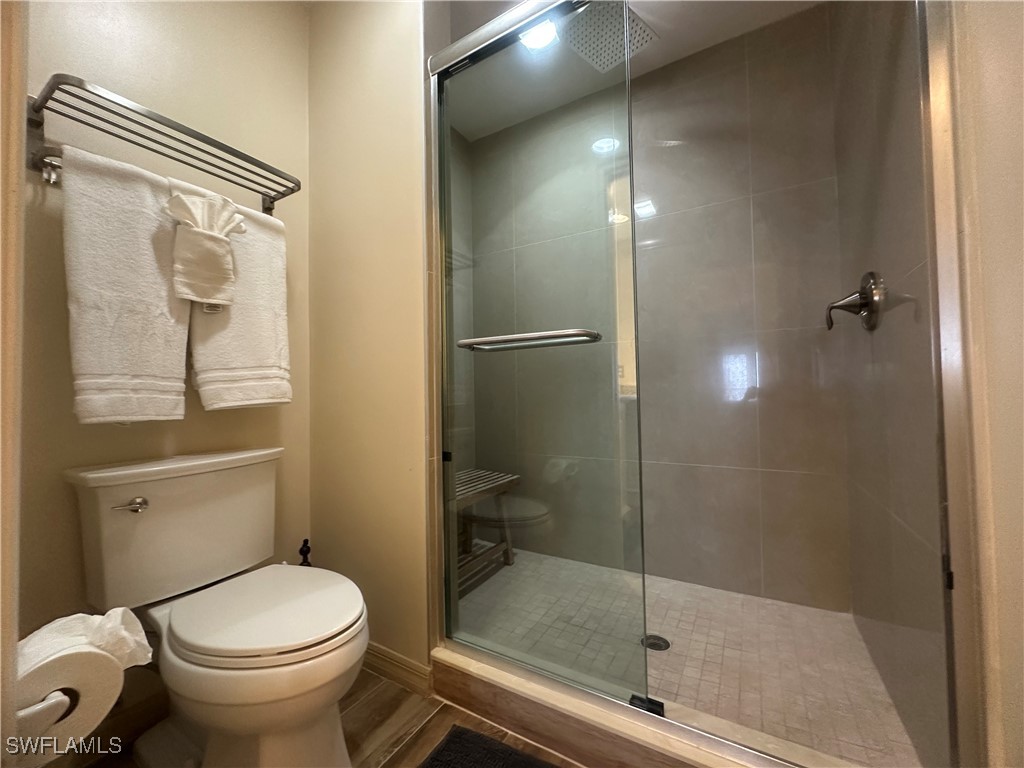 470 Launch Circle #V-503 Naples FL 34108 225043490 image12