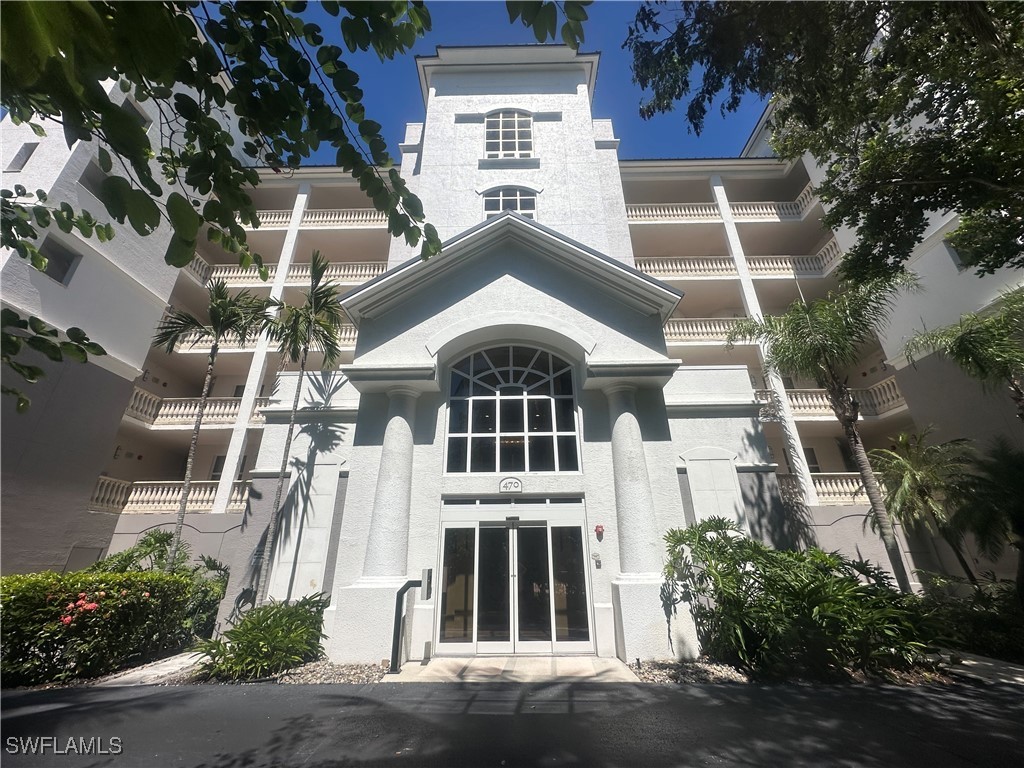 470 Launch Circle #V-503 Naples FL 34108 225043490 image2