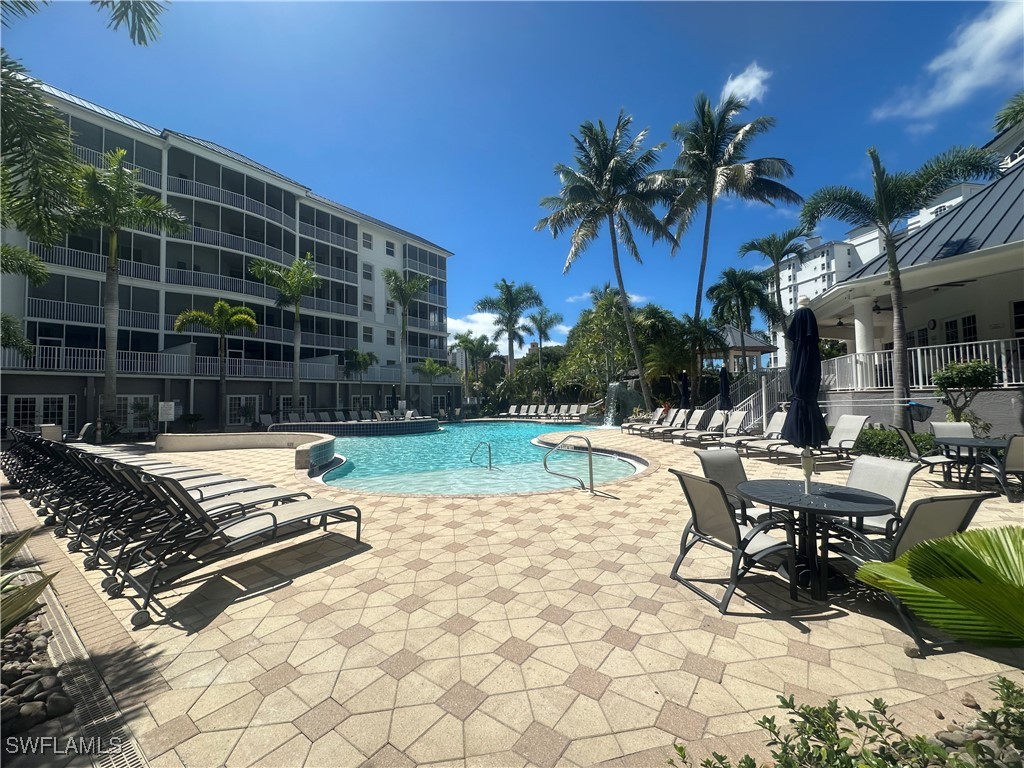 470 Launch Circle #V-503 Naples FL 34108 225043490 image23