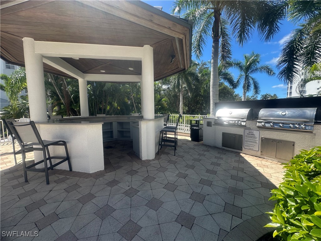 470 Launch Circle #V-503 Naples FL 34108 225043490 image28