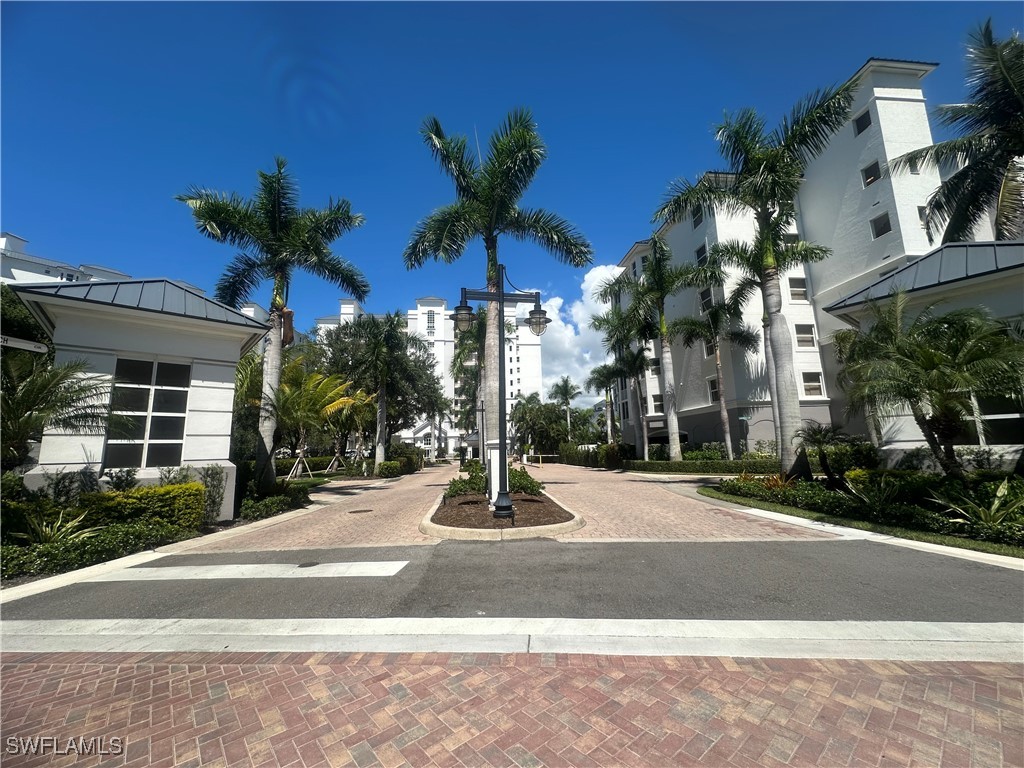 470 Launch Circle #V-503 Naples FL 34108 225043490 image3