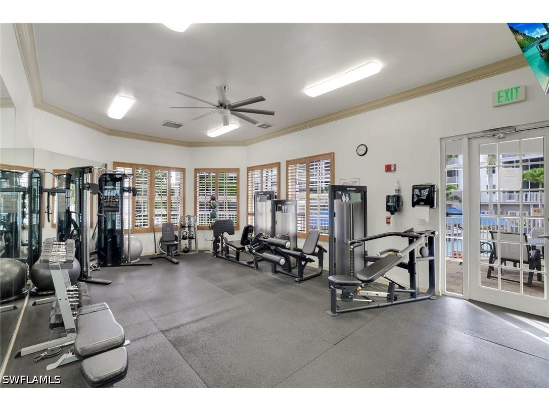 470 Launch Circle #V401 Naples FL 34108 226017421 image28